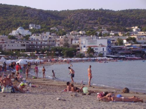 Villa Alexandra Agia Marina  Экстерьер фото